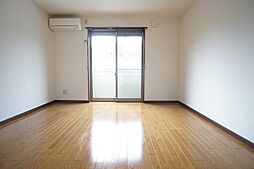 ルミナス菰田 2階1Kのリビング/ダイニング