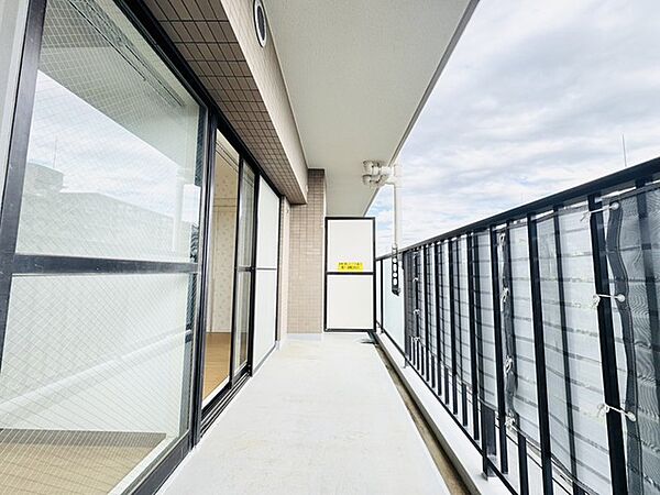 バルコニーを拡大表示
