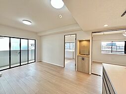 センチュリー西新井1 2SLDKのリビング/ダイニング