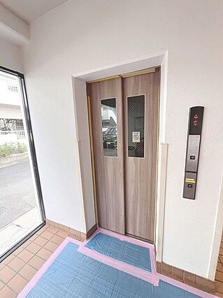 エレベーター