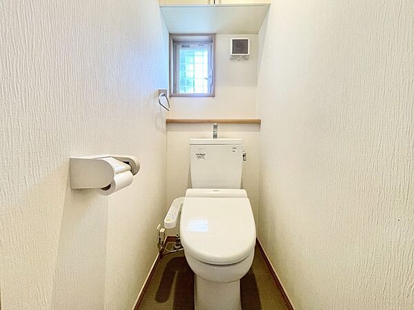 トイレを拡大表示