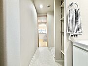 マンションならではの上質な洗面空間が、ゆとりの時間を演出。 