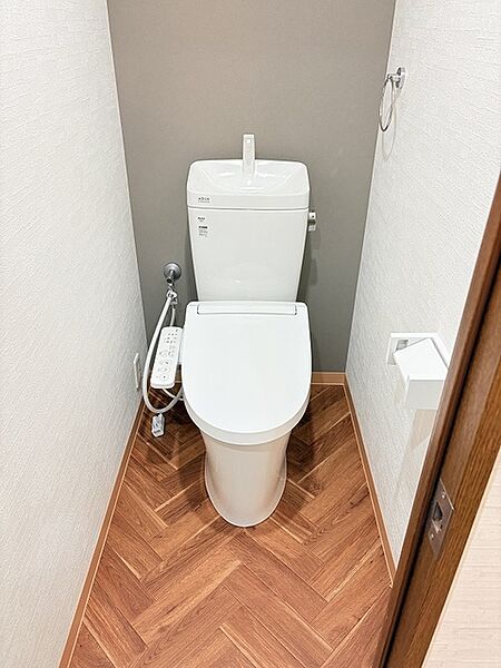 トイレを拡大表示