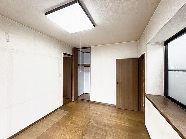 洋室を拡大表示