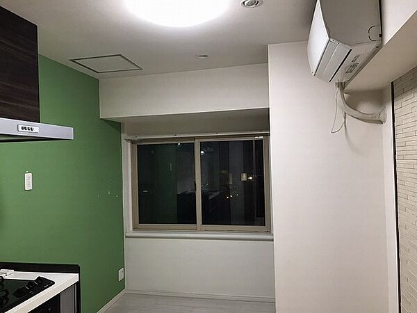 リビング/ダイニングを拡大表示