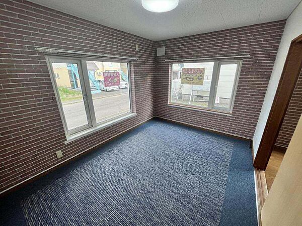 detached 北海道北見市西三輪3丁目

地図を見る