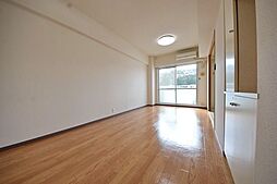 ベルグレイス八雲台 1階2LDKのリビング/ダイニング