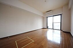 マノアコート 6階1Kのリビング/ダイニング