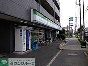 ファミリーマート調布若葉町店 272m