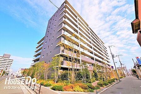 ■■内覧予約受付中 ■■平成28年新築!家族みんなが快適に暮らせる設備と子育てにも充実した環境、交通の利便性を持つ暮らし潤うマンションです◎