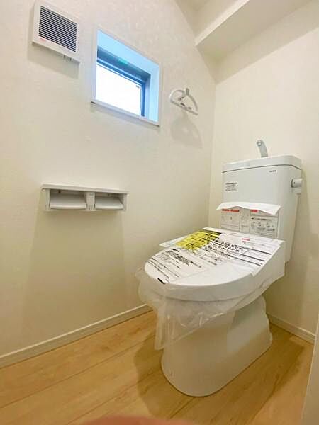 トイレを拡大表示