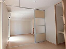 ロイヤルティアラVI 103 1階2LDKのリビング/ダイニング