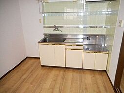 メンション・ロータス 203 2階2DKのリビング/ダイニング