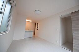 ステーションヒルズ本八幡 202 2階1LDKのリビング/ダイニング