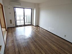 クレストヒル中野木 4階3LDKのリビング/ダイニング