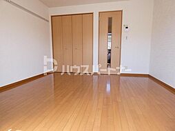 サンピラー 1階1Kのリビング/ダイニング