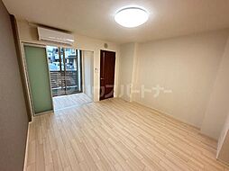 ブルヴァール 1階1LDKのリビング/ダイニング