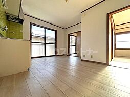 メゾンきぬた 2階2DKのリビング/ダイニング