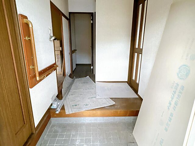 玄関 高岡市鐘紡町8-8