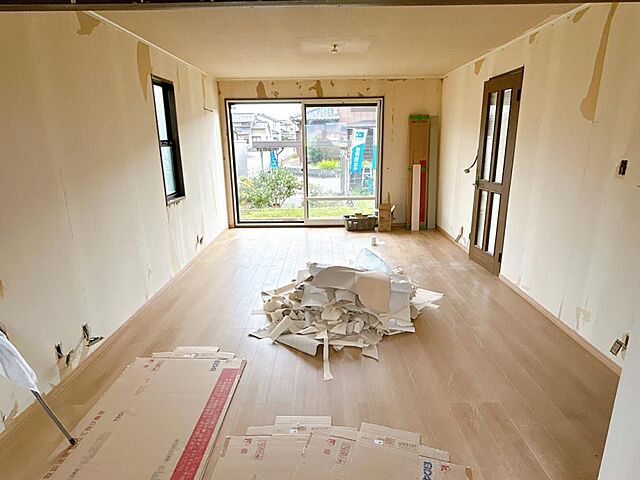 リビング/ダイニング 高岡市鐘紡町8-8