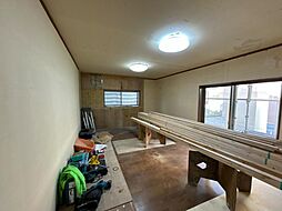 高岡市平成町　戸建て 4LDKのリビング/ダイニング