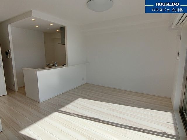 リビング/ダイニング オルシア福生　502号室 5階/-