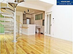 八王子市元八王子町2丁目　中古戸建 3LDKのリビング/ダイニング