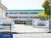 昭島市立拝島第二小学校 505m