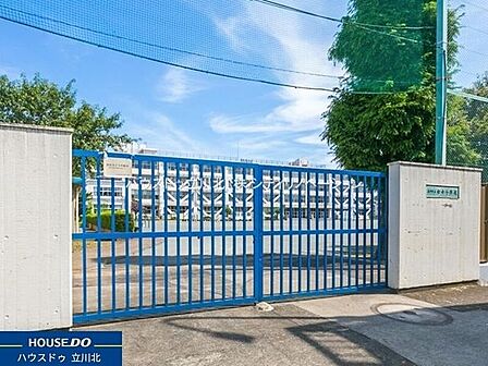 立川市立松中小学校 720m