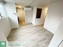 JR川越線 日進駅 徒歩13分の賃貸アパート 2階1LDKのリビング/ダイニング