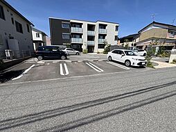 FKクレスティーク駐車場