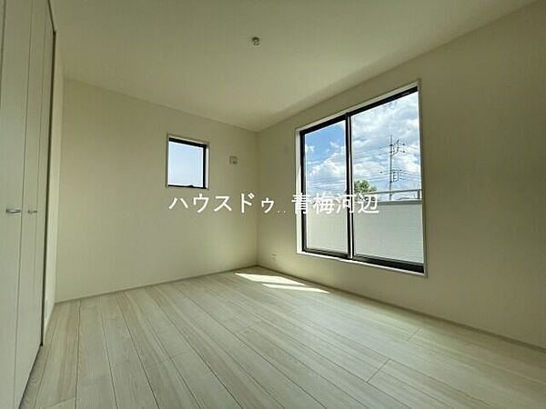 洋室を拡大表示