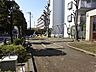 その他：敷地内公園があり、遊具の設置があるのでお子様が楽しく遊ぶことができます。目の届く範囲でお子様を遊ばせることができますね。