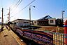 周辺：如意輪幼稚園広々とした園庭、充実した遊具、ゆったりしたお部屋、四季を折々に咲く樹木もいっぱい。自然をのびのびと心と体で満喫できる幼稚園です。 1950m