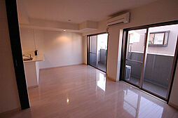 ロマネパーク大倉山 3階1SLDKのリビング/ダイニング