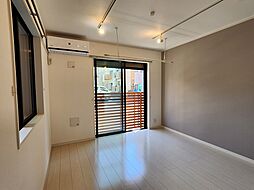 グリシーヌ新田 101 1階1Kのリビング/ダイニング