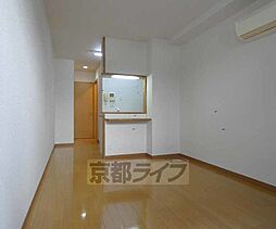 ベストレジデンス二条城 202 2階1Kのリビング/ダイニング
