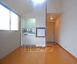 荒神口マンション 303 3階ワンルームのリビング/ダイニング