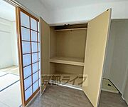 奥行きのあるクローゼットです。