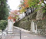 比叡山中学校・高等学校まで1883m