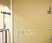 物干し竿用ホルダー付いてます・