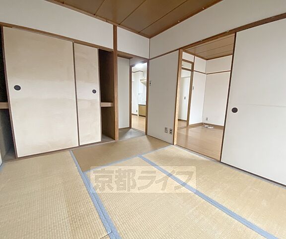寝室