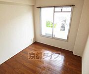 綺麗な洋室です