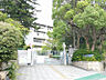 周辺：箕面市立萱野小学校（580m）