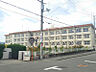 周辺：豊中市立第十一中学校（520m）