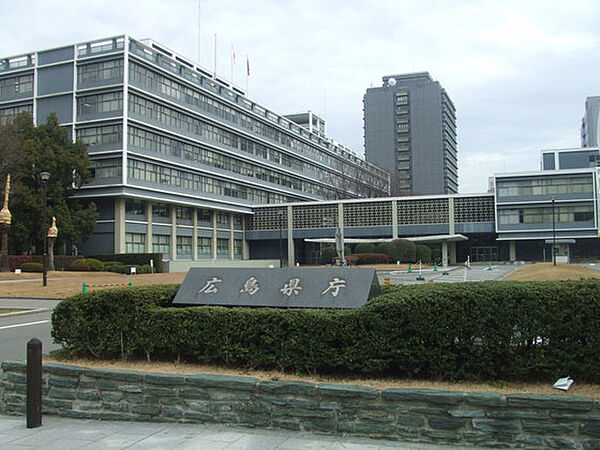 画像23:役所「広島県庁まで3129ｍ」