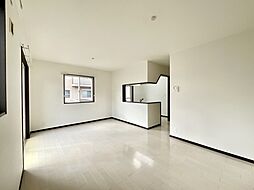 アエラス早稲田 103 2階3LDKのリビング/ダイニング