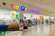 トイザらスベビーザらスとしまえん店 徒歩21分。ショッピングセンター 1620m