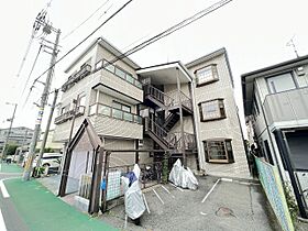 コーポブランシェ  ｜ 大阪府高槻市春日町（賃貸マンション2K・3階・35.00㎡） その1