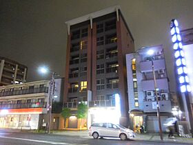 Gluck芥川  ｜ 大阪府高槻市芥川町1丁目（賃貸マンション1LDK・3階・34.79㎡） その1